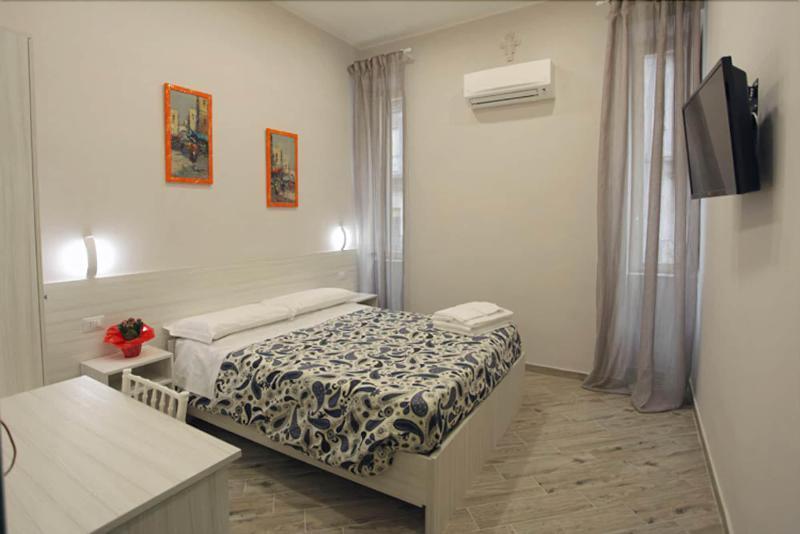 B&B Alla Ferrovia Napoli Ngoại thất bức ảnh